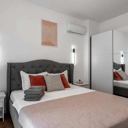 One Cotroceni Collection - Signature Апартаменты