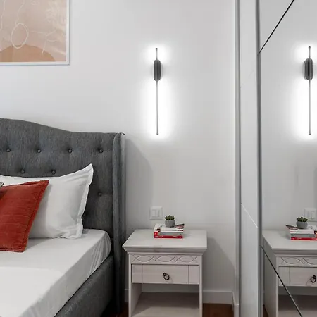 One Cotroceni Collection - Signature *