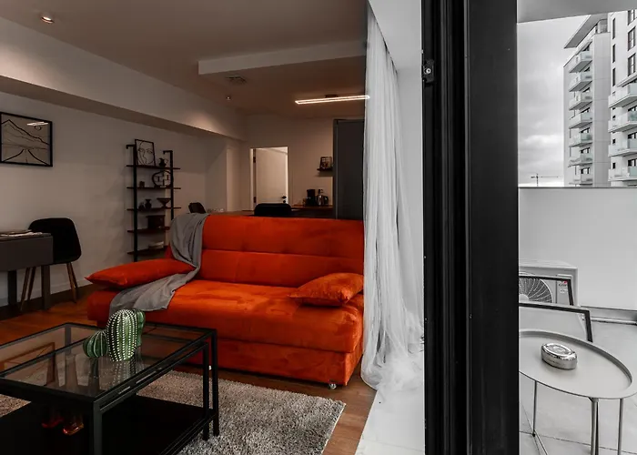 One Cotroceni Collection - Signature *