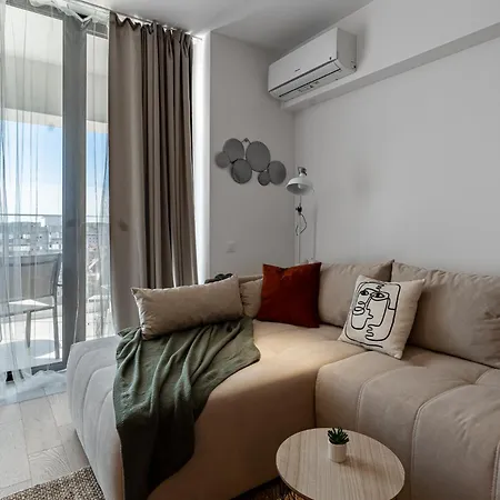 One Cotroceni Collection - Signature *